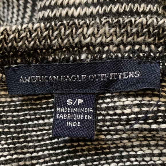 American Eagle Outfitters- Size Small - stretch dress Excellent Condition - Picture 3 of 5